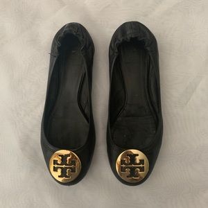 Tory Burch reva black leather flats
